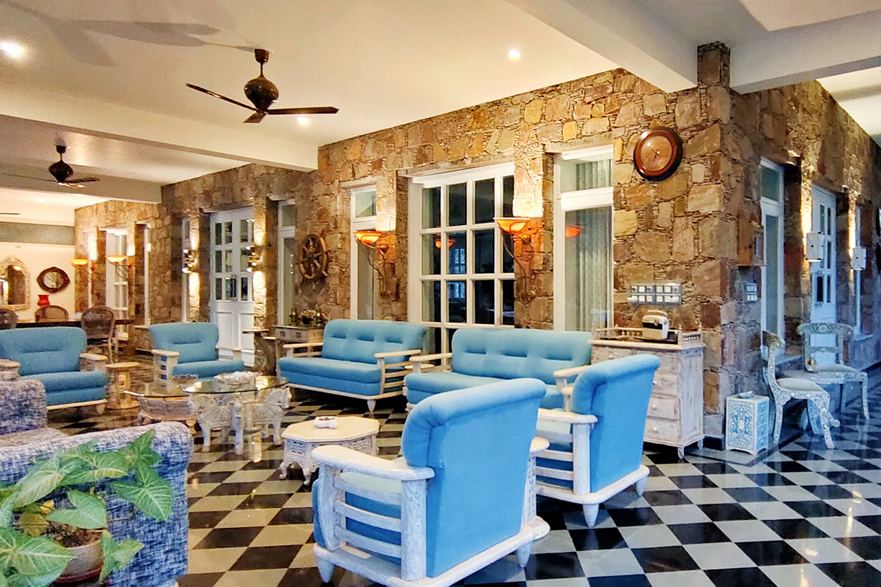 Luxury Pool Villa Resort in Udaipur rajasthan